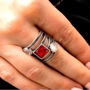 3/$15 🌟 🆕Paparazzi: Galactic Governess - Red Ring